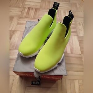 SMB Neon Green/Yellow Sneakers.Size 37
